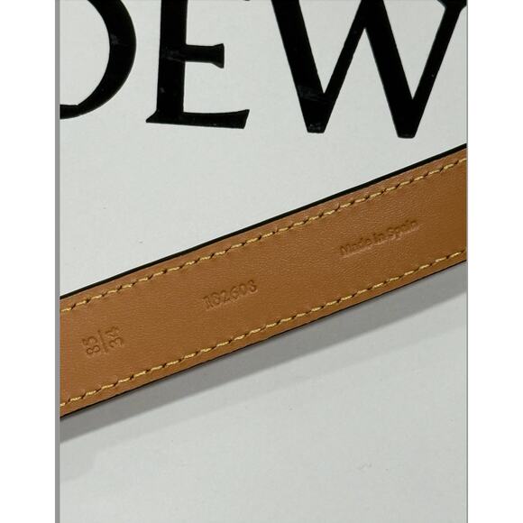 Loewe Anagram Pebble Belt Brown Leather Gold Tone Size 85 New in Box 2cm